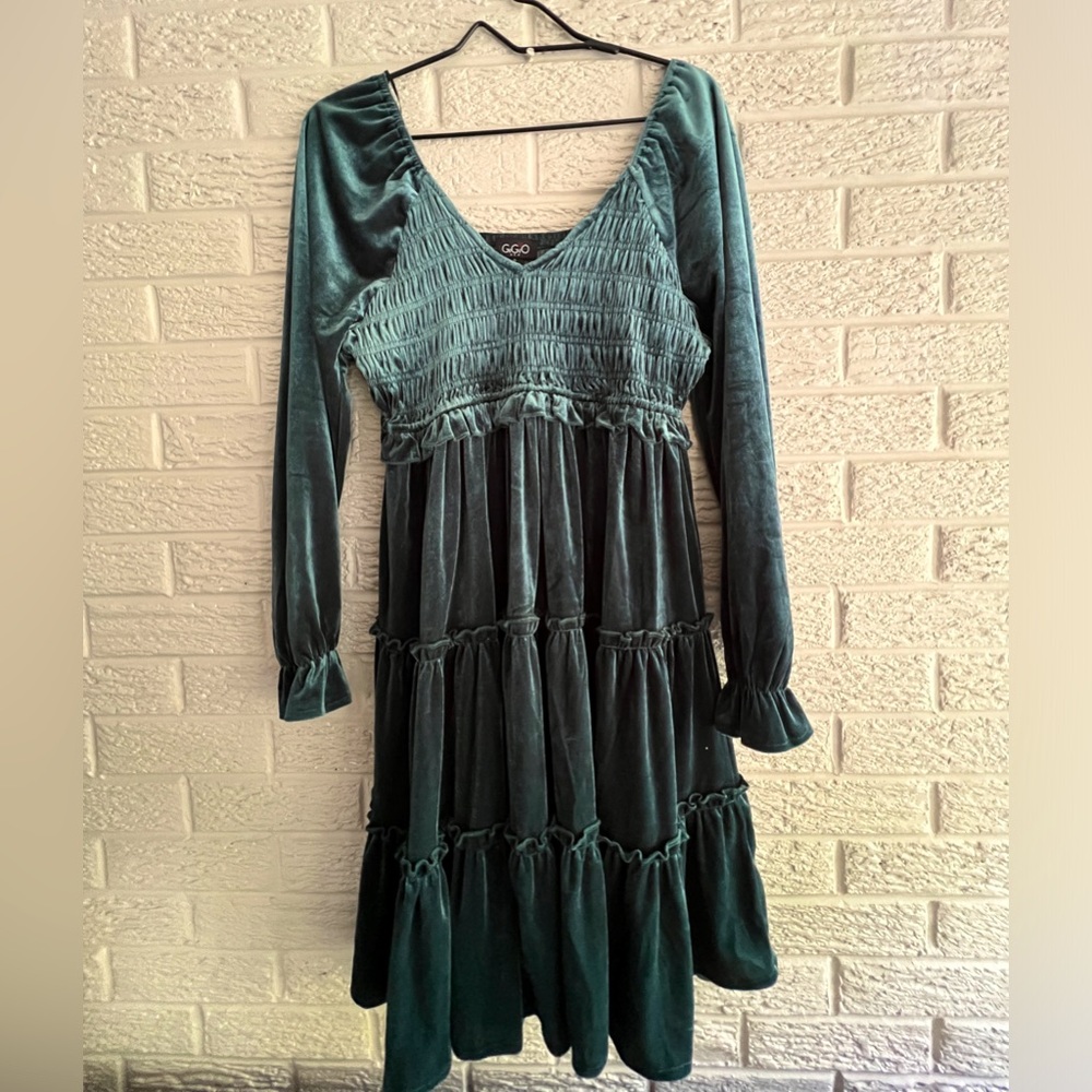NWT • Small • GiGio Velvet Dress • Color: Peacock